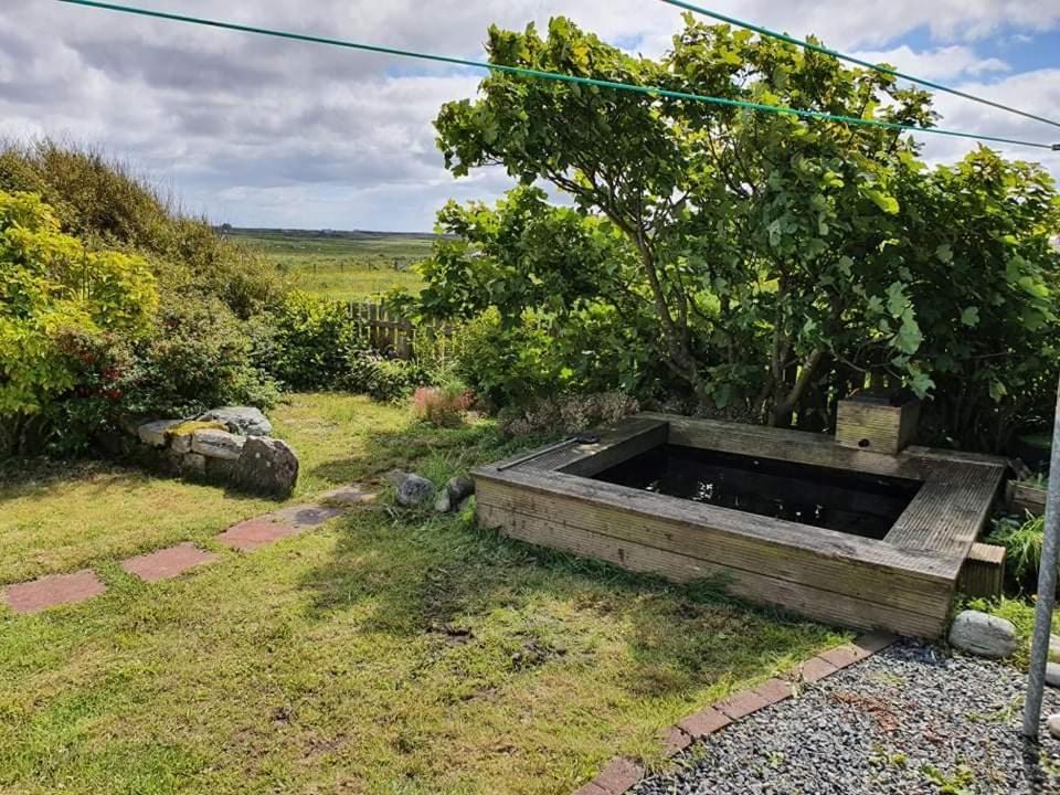 Taigh Nam Piobaireach Balivanich Exterior foto